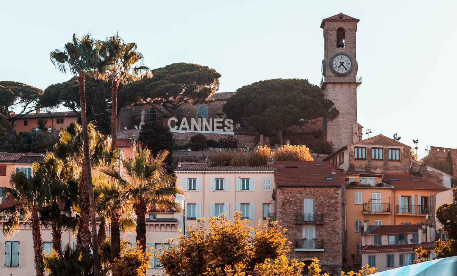 Die wichtigsten Sätze für ein französisches Gespräch Bildungsmarkt